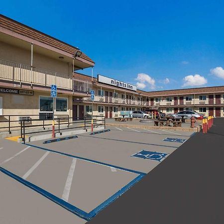 Rodeway Inn San Bernardino & Redlands Екстер'єр фото