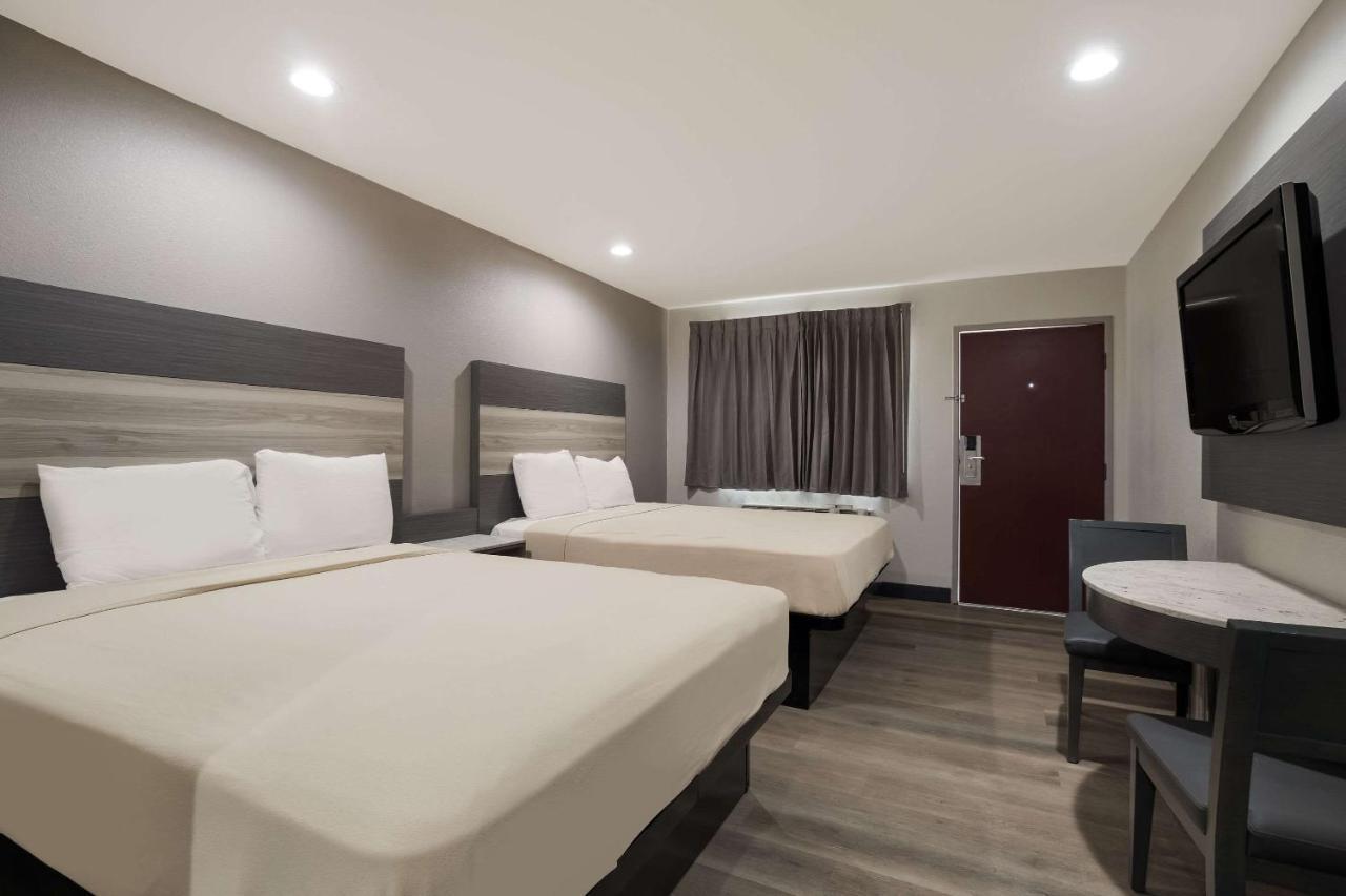 Rodeway Inn San Bernardino & Redlands Екстер'єр фото