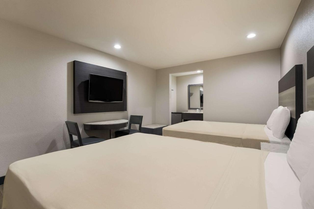Rodeway Inn San Bernardino & Redlands Екстер'єр фото