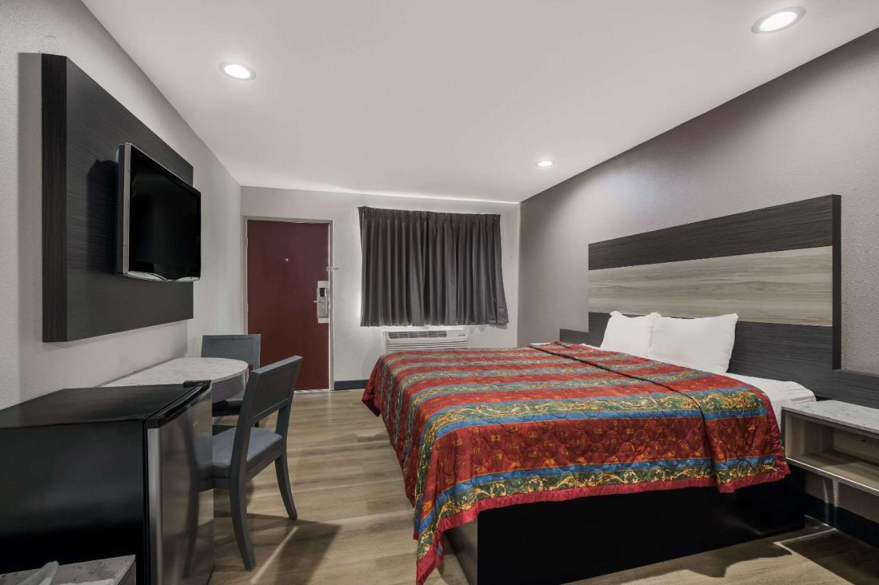 Rodeway Inn San Bernardino & Redlands Екстер'єр фото